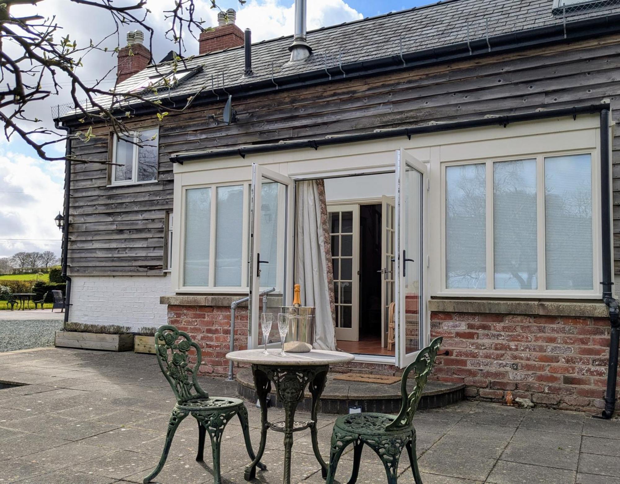 The Old Vicarage Dolfor Newtown (Powys) Exterior foto
